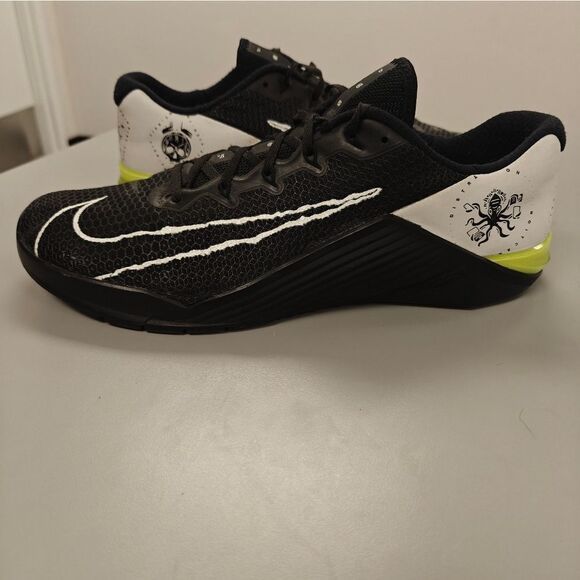 Nike Metcon 5 Rare “Black Volt” Villain Edition Men's Size 14 AQ1189-007 EUC - Picture 1 of 7